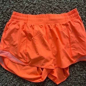 Lululemon size 10 hotty hot shorts